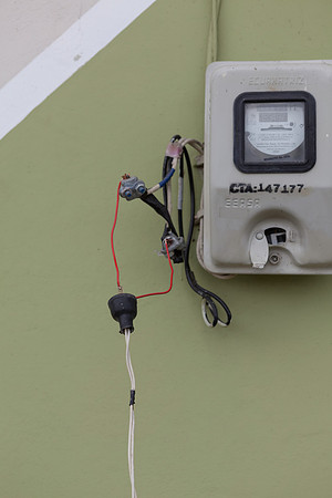 This is how they hooked up the power supply for the welder the first day . . .