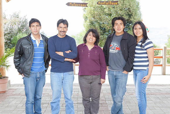 Tuston Familia