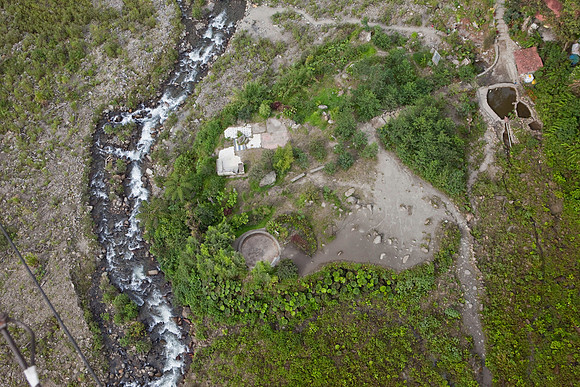 That's 300' down