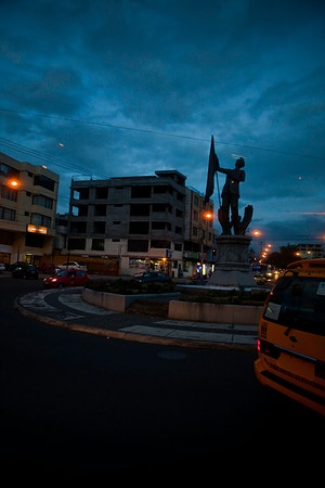 Traffic circle in Ambato